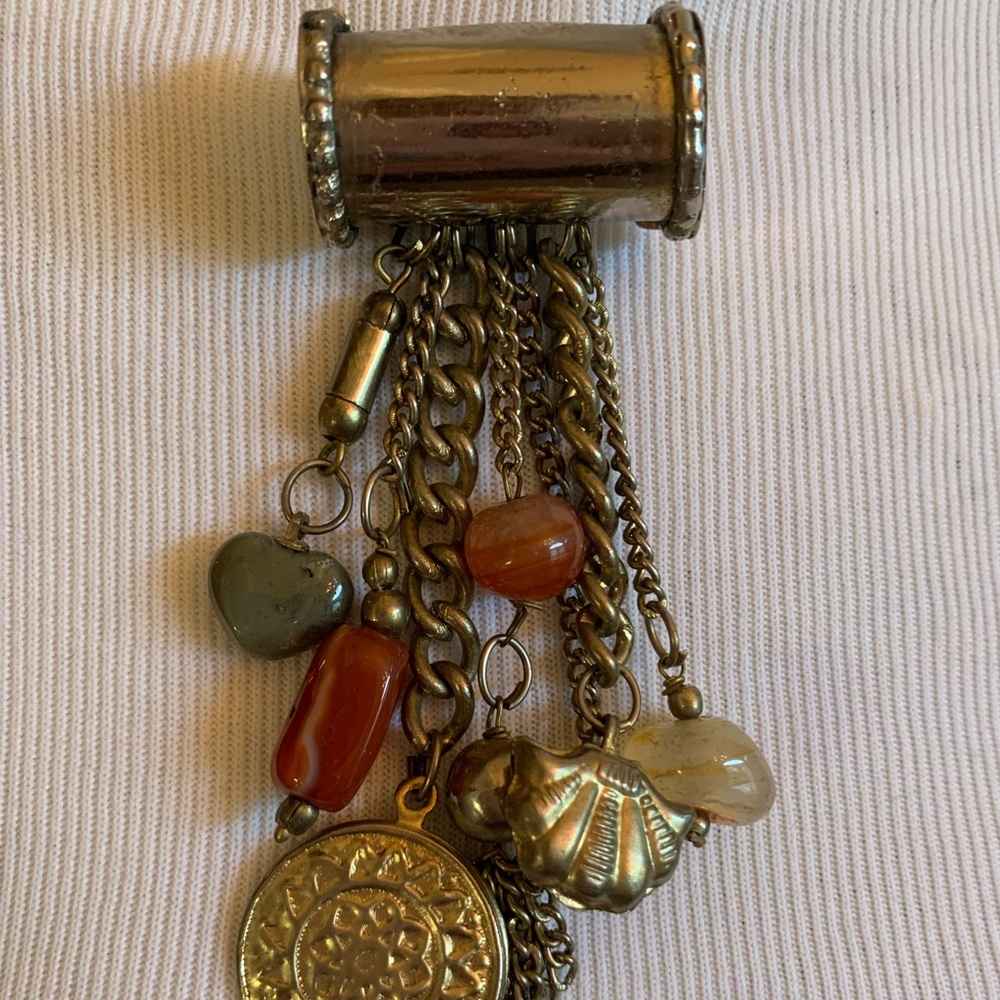Very cool Vintage 80’s dangle charm style pin brooch - Picture 4 of 7